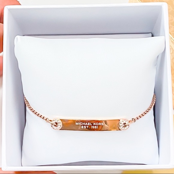 Michael Kors Haute Hardware Slider Bracelet - Picture 6 of 9